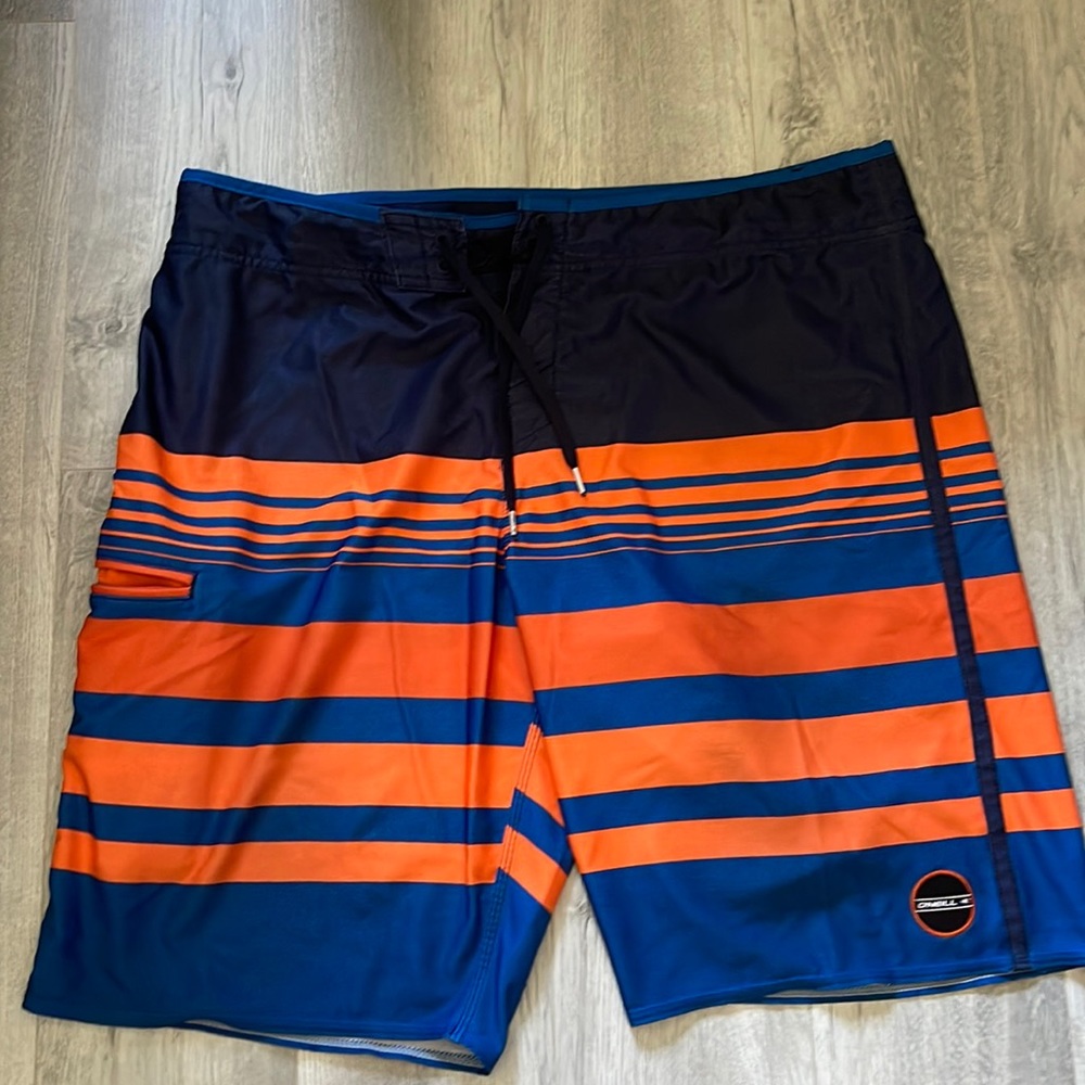 O’Neill hyperfreak board shorts size 38